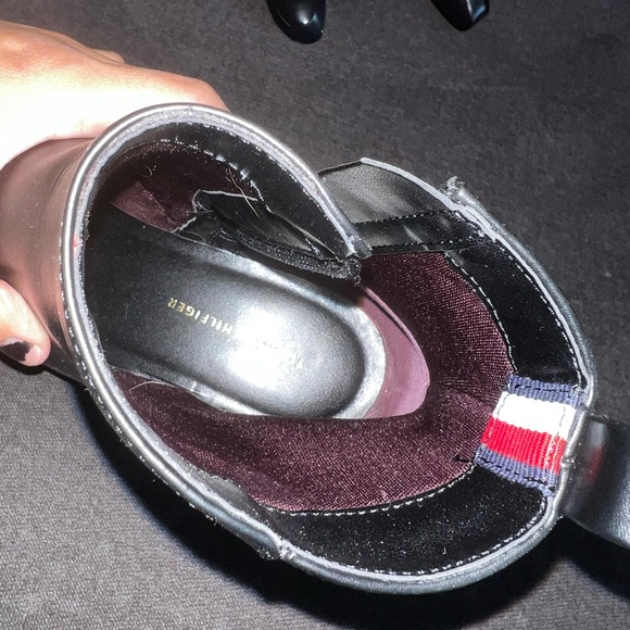 Tommy Hilfiger Women's Imiera Black Boot Size 7 - Picture 2 of 8